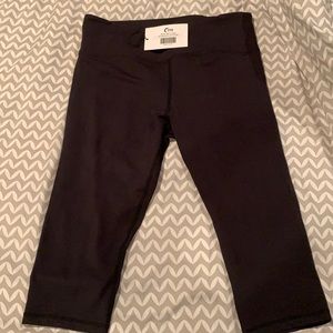 BRAND NEW!!!!! 🤩 Zyia High Rise Crop